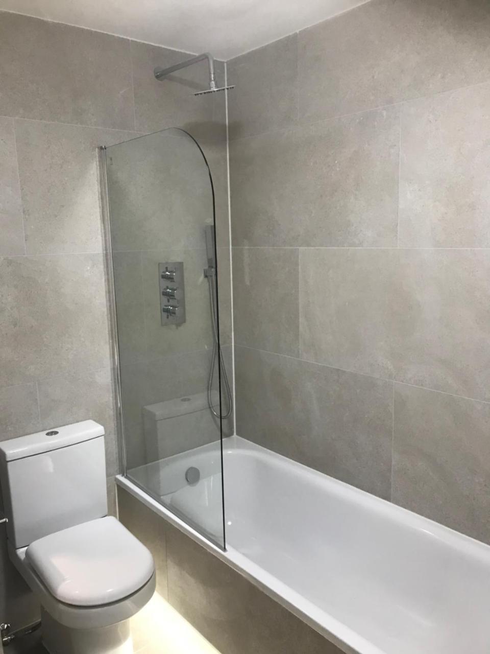 Easystay Slough Central Free Parking Екстериор снимка