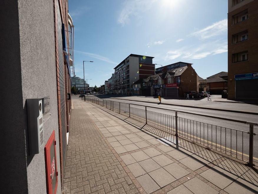 Easystay Slough Central Free Parking Екстериор снимка